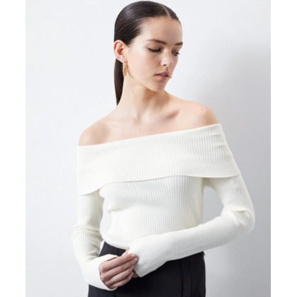 بلوز اوف شولدر باللون الاوفوايت