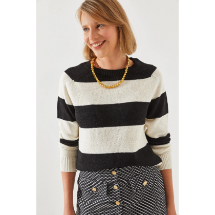 بلوز شتوي اسود وكريمي