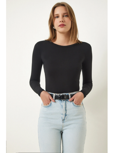 بلوزة ستاتي هاينك لون أسود