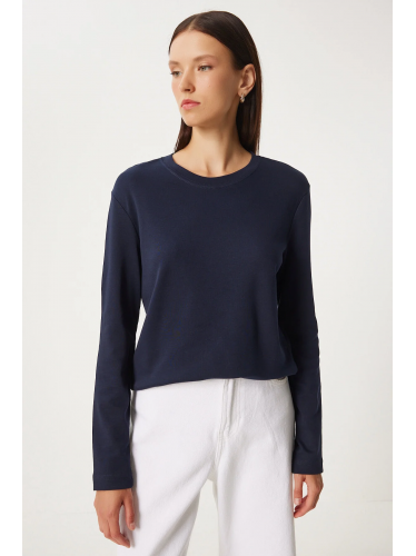 بلوزة ستاتي لون كحلي