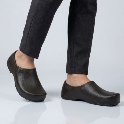 حذاء وبابوج بونتو بلو Punto Blue الطبي للرجال لون أسود