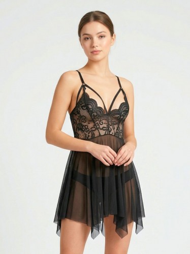 قميص لانجري قصير قطعة واحدة نسائي لون أسود