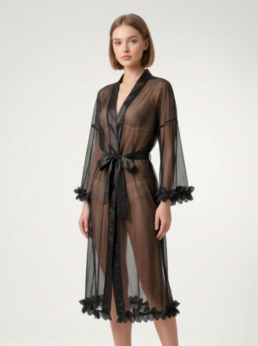 قميص لانجري مع روب نسائي لون أسود