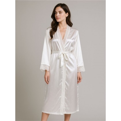 قميص لانجري قصير مع روب نسائي لون أبيض