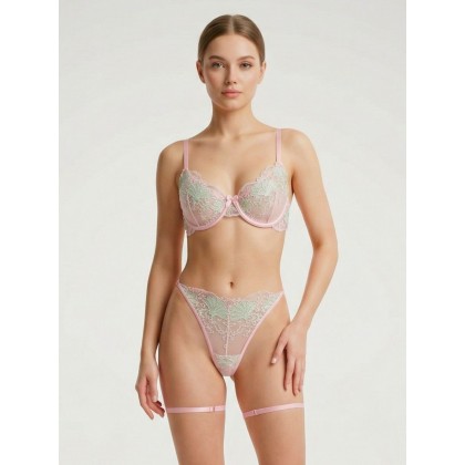 طقم لانجري قطعتين صدرية وكلوت نسائي لون زهري