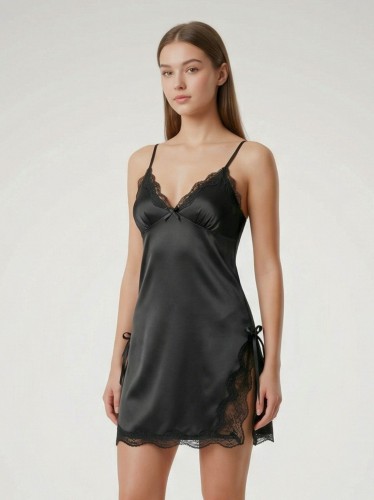 قميص لانجري للنساء لون أسود