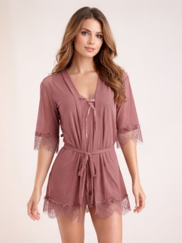 بيبي دول مع قميص نسائي لون بني