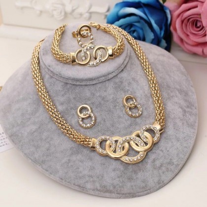 طقم اكسسوار ستاتي كامل ستراس