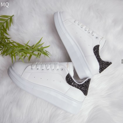 بوت سبورت ستاتي Iron