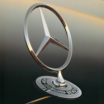 شعار بوز مرسيدس جديد اصلي A2228170415