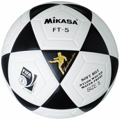 كرة قدم Mikasa الحجم 5